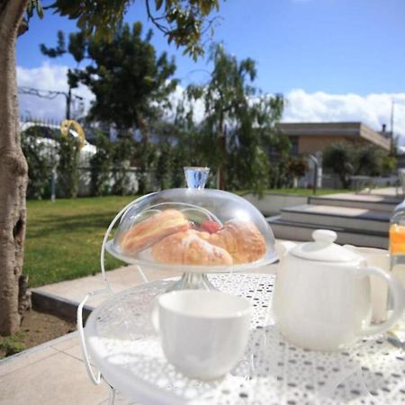 Pompeii'S Treasures Bed & Breakfast Exterior photo