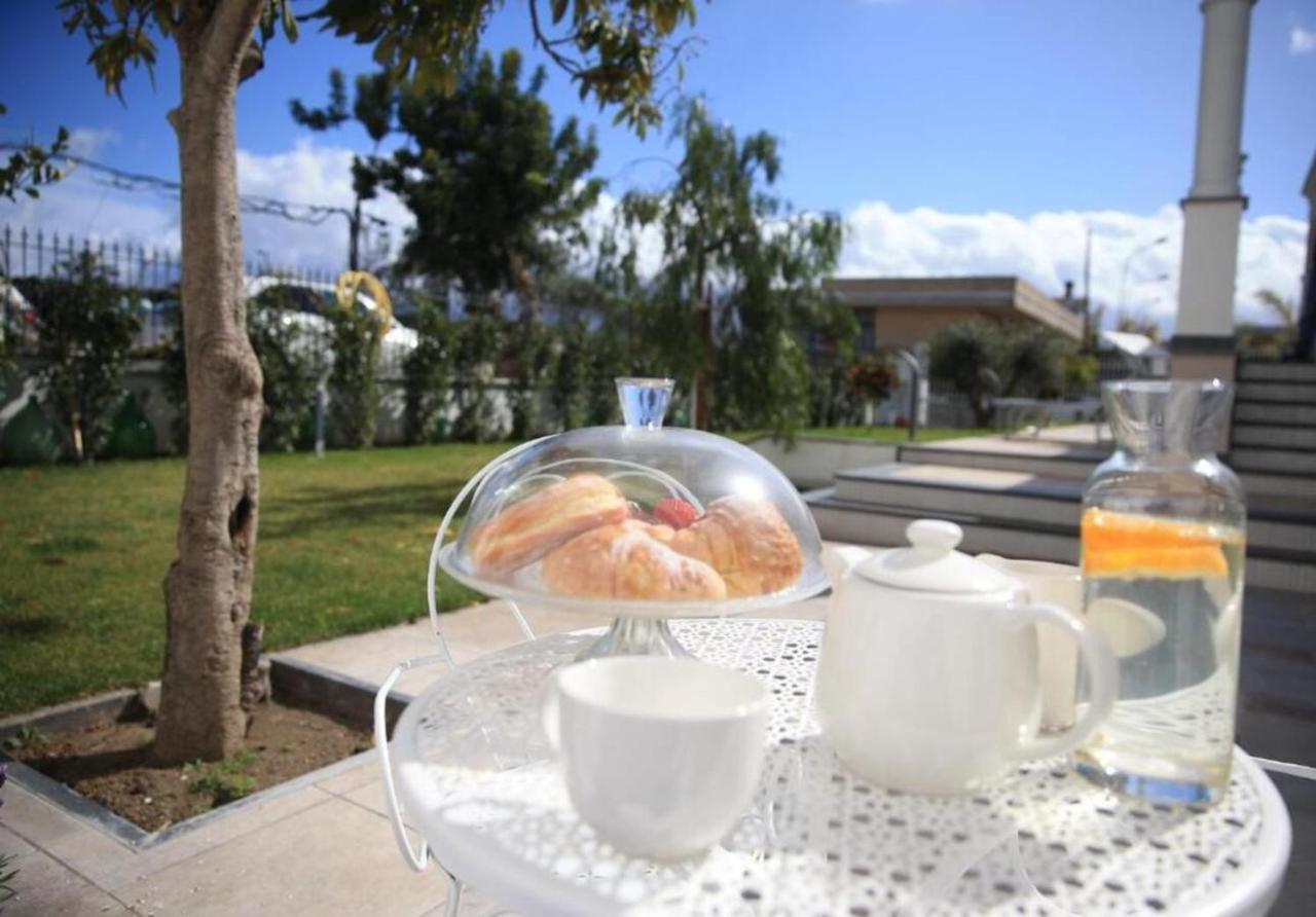 Pompeii'S Treasures Bed & Breakfast Exterior photo